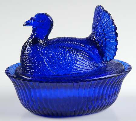 Animals & Figurines Turkey on Nest
