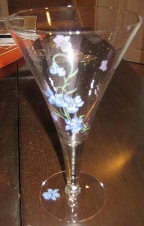 Violet by Dorothy Thorpe