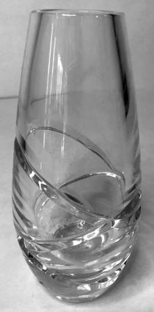 Eclipse 6" Bud Vase