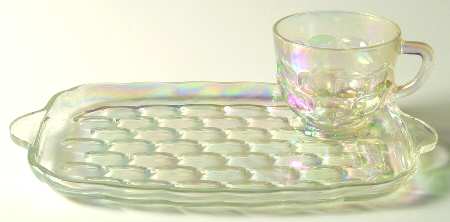 Colonial (Iridescent) Snack Plate & Punch/Snack Cup Set