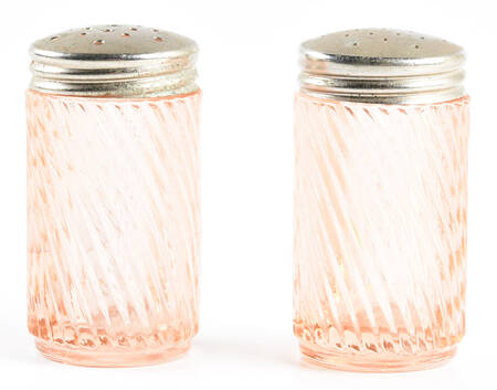 Diana Pink Shaker Set w/Metal Lids