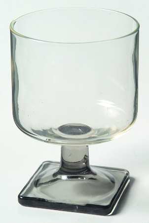 Nordic Midnight (Smoke) Wine Glass