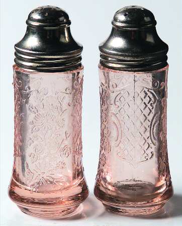 Normandie Pink Shaker Set w/Metal Lids