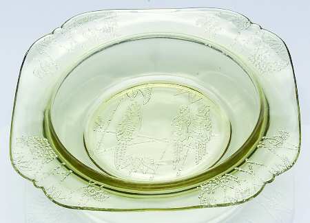 Parrot Amber Rim Soup Bowl