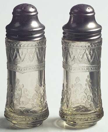 Patrician Amber Shaker Set w/Metal Lids