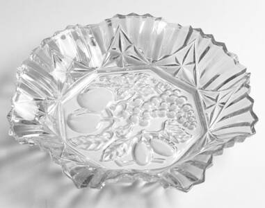 Pioneer Clear 11" Round Crimped Bowl