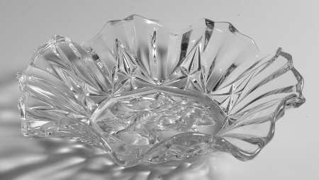 Pioneer Clear 7" Round Crimped Bowl