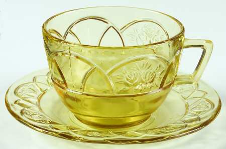 Rosemary Amber Flat Cup & Saucer Set
