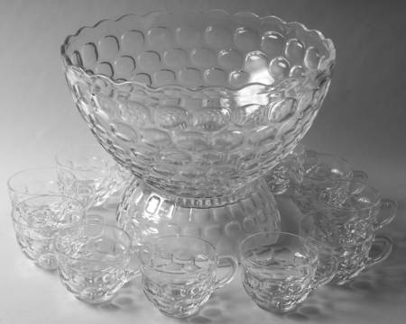 Yorktown (Colonial) (14 Piece) Punch Set (Bowl ,Stand &12 Cups)