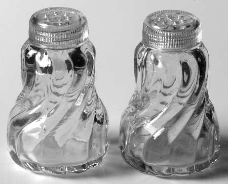 Colony Shaker Set with Glass Lids