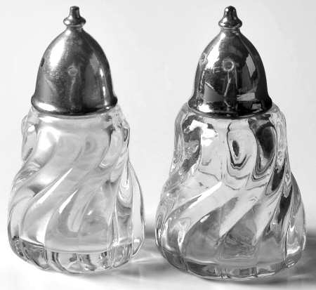Colony Mini Shaker Set with Metal Lids