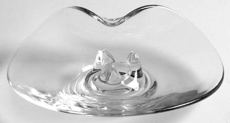 Contour Clear Round Ashtray