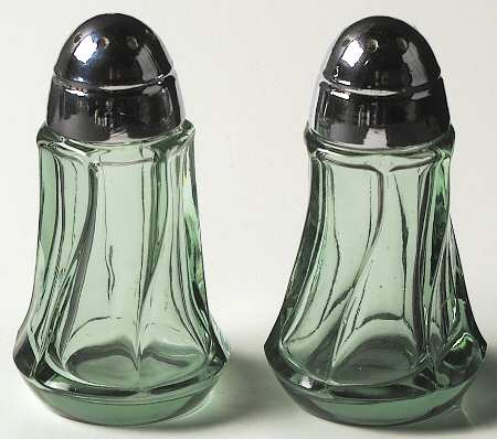 Jamestown Green Shaker Set w/Metal Lids