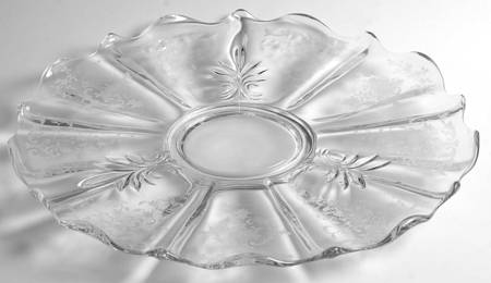 Navarre Clear 14" Torte Plate (Baroque Shape)