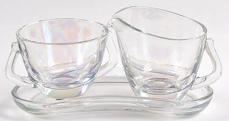 Shell Pearl Mini Creamer, Sugar and Tray Set