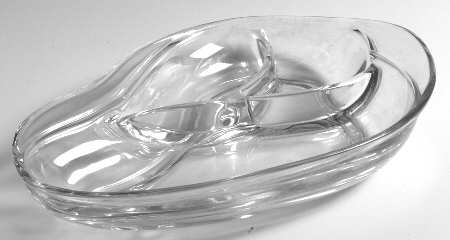 Shell Pearl 10" Crescent Shape 3 Part Relish
