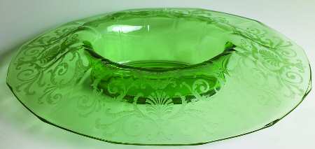 Versailles Green (No Trim) 13" Oval Centerpiece
