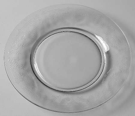DE107 Luncheon Plate