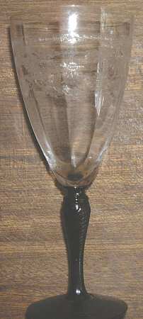 Chrysanthemum (Black stem) Water Goblet