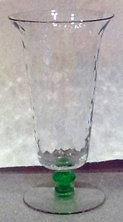 7542 Clear Green (Clear Bowl, Green Stem) 9 Oz Footed Tumbler
