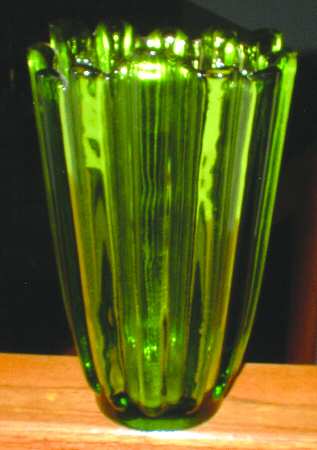 Celestial Limelight (Green) 8" Flower Vase