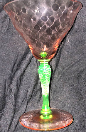 7541 Pink Green (Green Stem) Champagne/Tall Sherbet