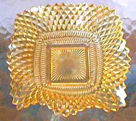 Traditions-Square-Amber 6" Bon Bon Plate