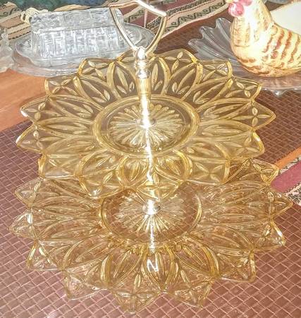 Petal Yellow 2 Tier Serving Tray