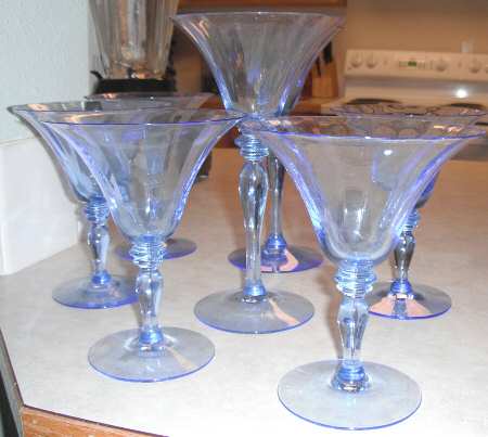 FRY61 Blue Wine Glass