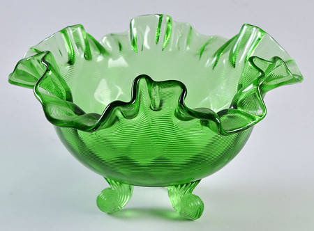 Threaded Diamond Springtime Green by Fenton