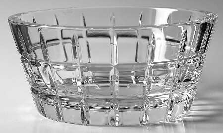 Metropolitan Clear 8" Round Bowl