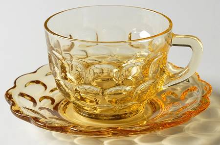Yorktown Gold (Colonial) Cup & Saucer Set