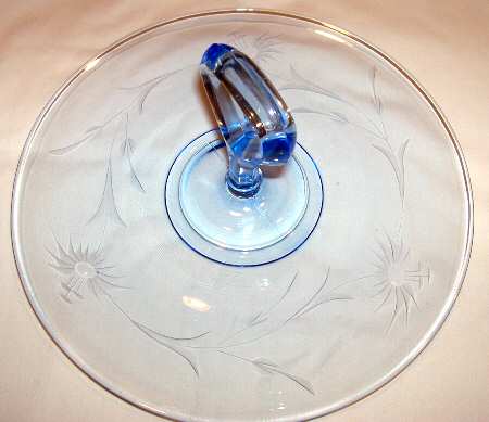 FRY70 Blue Center Handle Tray