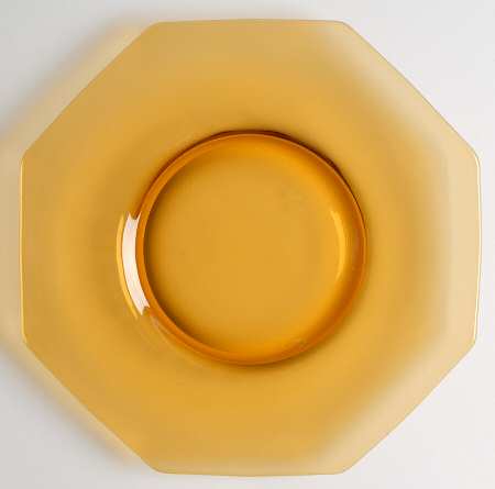 3101 Amber 7" Octagonal Salad Plate
