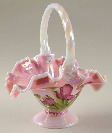 Fenton Baskets #CV282TR Crests 8" Basket