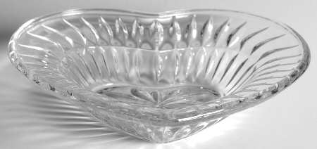 Amore 7" Heart Bowl