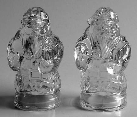 Holiday Traditions Collection Stoppered Santa Shaker Set