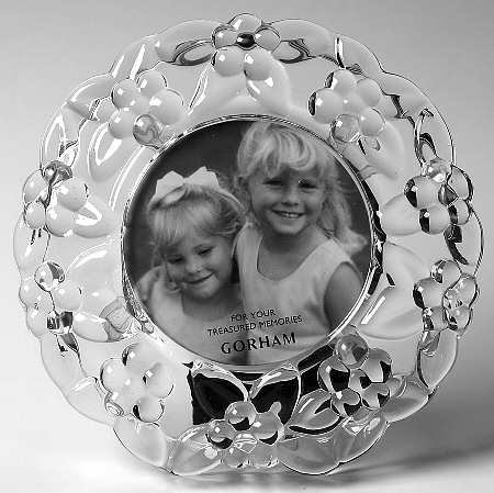 Sentimental Traditions Flower Frame