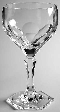 Aurora Wine Glass by Hoya