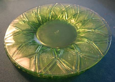 Stippled Diamond Green (Moongleam) by Heisey