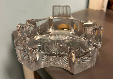 356 Clear Ashtray with Match Book Holder