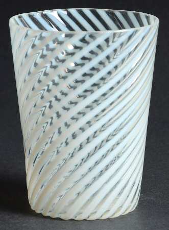 325 Opalescent Swirl (White) by Hobbs Brockunier