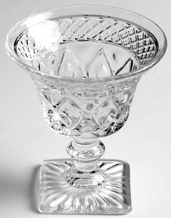 Cape Cod Clear (1602 + 160) Liquor Cocktail with Wafer Stem