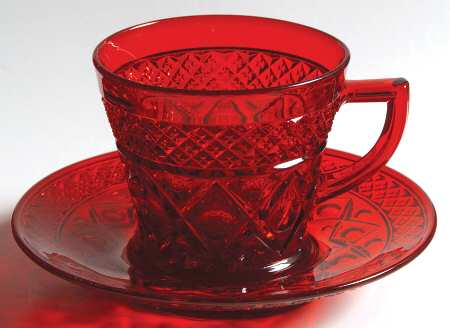 Cape Cod Red (1602 + 160) Cup & Saucer Set