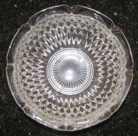 Diamond Point Clear 10" Round Crimped Bowl