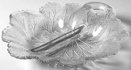 Pebble Leaf Clear 8" 2 Part Figural Relish