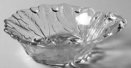 Wild Rose Clear Handled Nappy