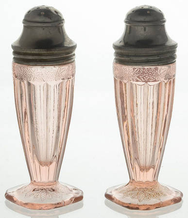 Adam Pink Footed Shaker Set & Metal Lids
