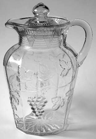 Grape Jug 64 Oz Pitcher & Lid