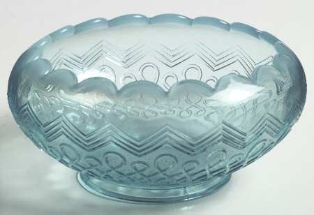 Many Loops Blue Opalescent Rose Bowl